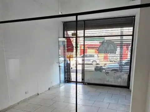 Local en Alquiler en Villa Maipú, $ 350.000