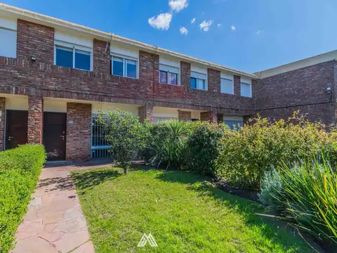 VENTA CASA EN PUNTA GORDA 3DORMITORIOS 2B COCHERA
