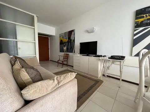 Departamento en Alquiler en Península, USD 2.000