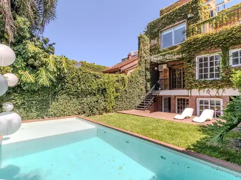 VENTA CASA CON JARDIN Y PILETA EN BELGRANO R