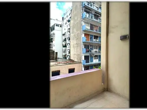 BALVANERA VENTA 2 AMBIENTES EN DUPLEX CON BALCÓN