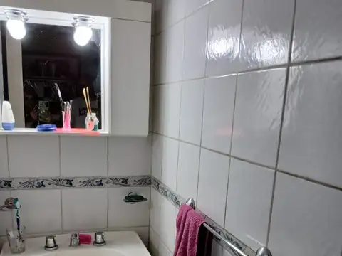 Depto Tipo Casa 4 ambientes con 2 baños