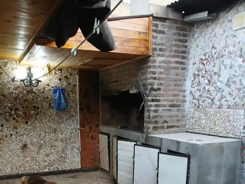 Depto Tipo Casa en Venta con 2 cocheras