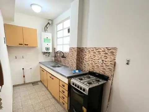 Departamento en Alquiler en Lanús Oeste, $ 750.000