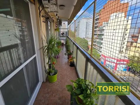 VENTA 4AMB 143M2 DEP/BALCON/ESP GUARDACOCHE - J.M.MORENO 200