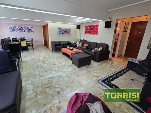 Departamento en Venta de 4 ambientes