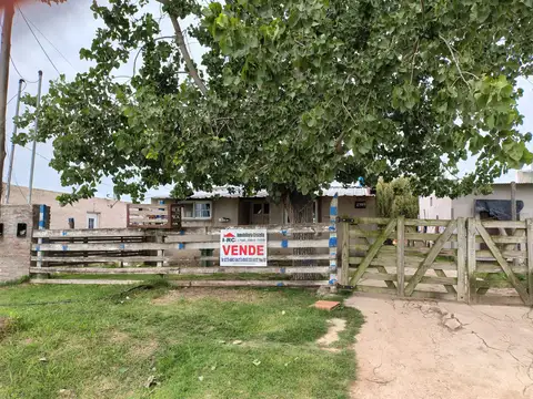 VENTA DE CASA QUINTA CON PILETA