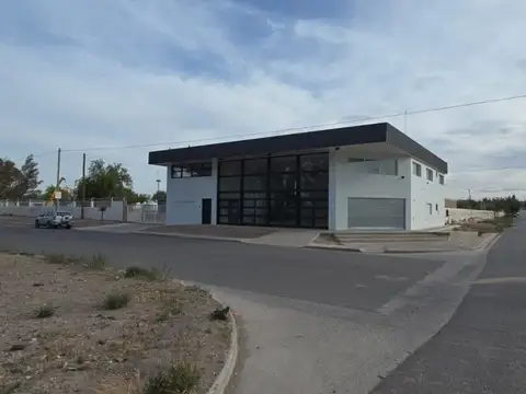 Galpon en Venta 37  mts Frente