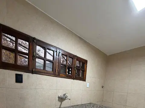 ESTRATÉGICA CASA EN 5TA SECCIÓN OESTE
