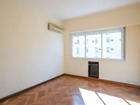 Pena 1100, Piso 4