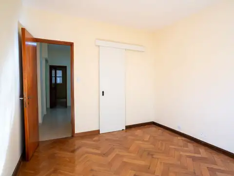Roque Saenz Peña 1100, Piso 4