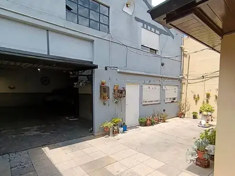 Depto Tipo Casa en Venta de 5 ambientes