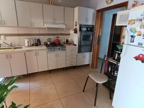 Depto Tipo Casa en Venta de 4 dormitorios