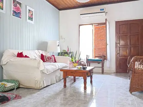 Casa Quinta  en Venta en Rosas, Las Flores, Resto de la Provincia
