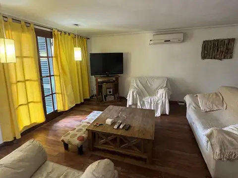 Casa en Venta en Necochea, USD 190.000