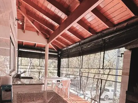 Depto Tipo Casa en Venta con 1 cocheras