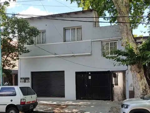 PH 3 ambientes Planta Baja  en excelente zona de Temperley