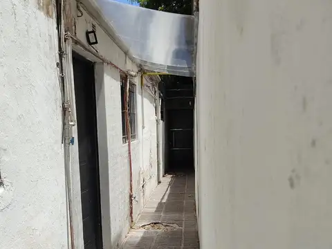 Depto Tipo Casa en Venta en Temperley, USD 65.000