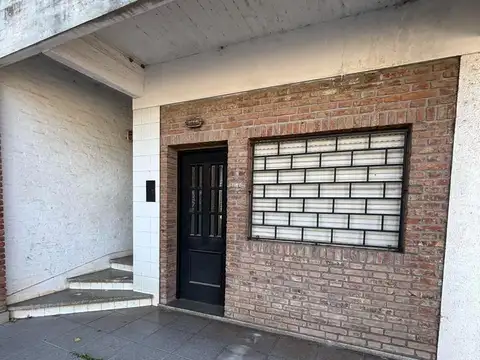 VENTA DEPARTAMENTO 2 AMBIENTES  BELEN DE ESCOBAR CENTRO