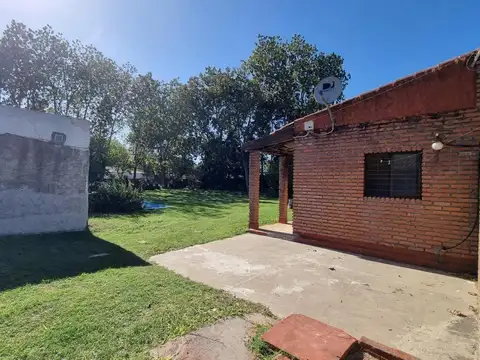 Casa en Venta con 3 cocheras