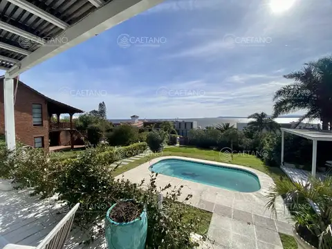Casa en Alquiler Temporal de 4 dormitorios