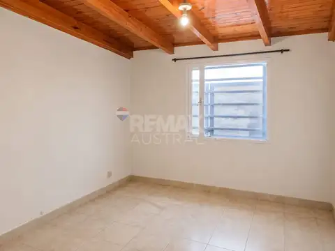 Casa 2 ambientes con 1 baño