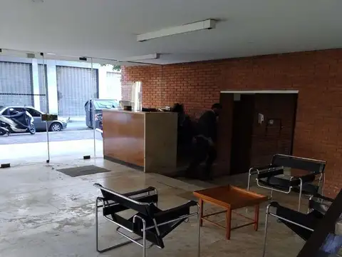 Oficina en Alquiler al Este