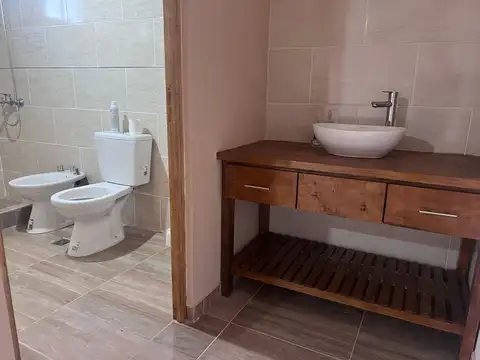 Casa 7 ambientes con 3 baños