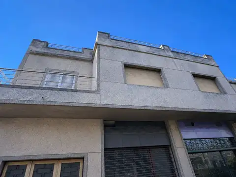 Hipolito Yrigoyen 1200
