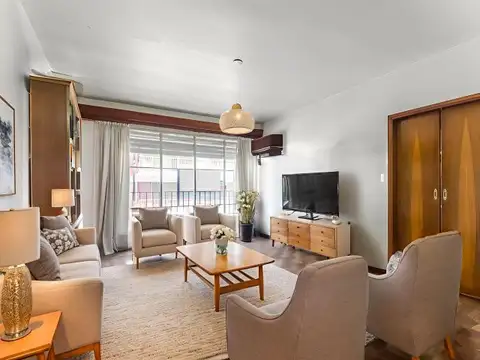 Departamento 3 ambientes y escritorio - Proximo subte B y Parque Centenario