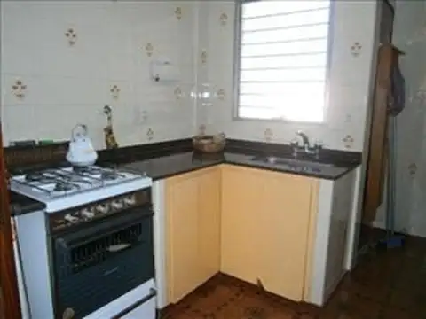 4 N°6040(REF.100704) RESERVADO