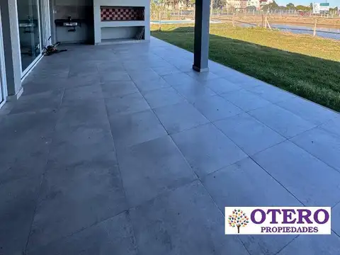 Casa en Venta en San Simon, USD 198.000