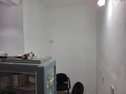 ALQUILER LOCAL EN VILLA ADELINA