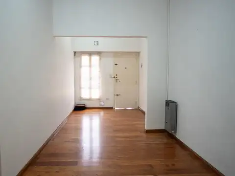 Depto Tipo Casa en Venta 40 años