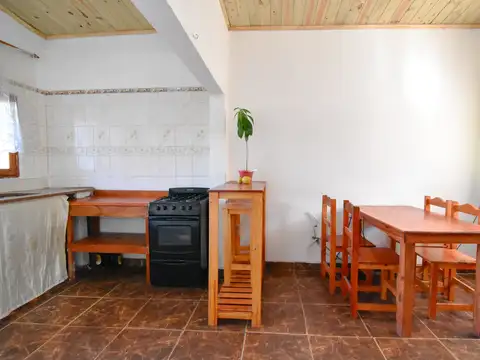 Casa 3 amb. Garage y parque-  APTO CREDITO - Gutenberg y Gral. Savio