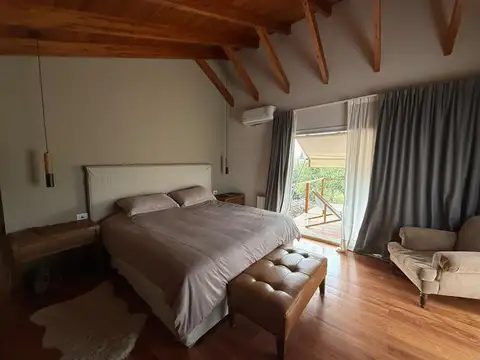 Casa country El Bosque fondo golf