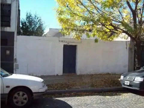LOTE DE TERRENO. GRAN CAPACIDAD DE CONSTRUCCION.