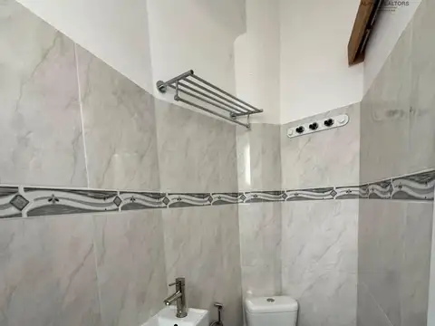 Departamento 5 ambientes con 2 baños