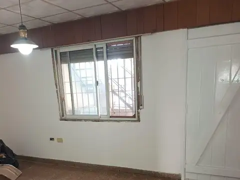 Depto Tipo Casa en Alquiler de 3 ambientes