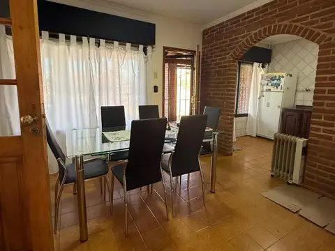 Av. Nicolás Bruzone 1332