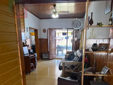 Casa en Venta en Lanús Oeste, USD 110.000