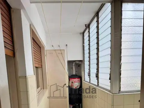 Departamento en Alquiler 42 años