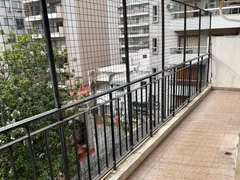 Departamento 4 ambientes con 3 baños