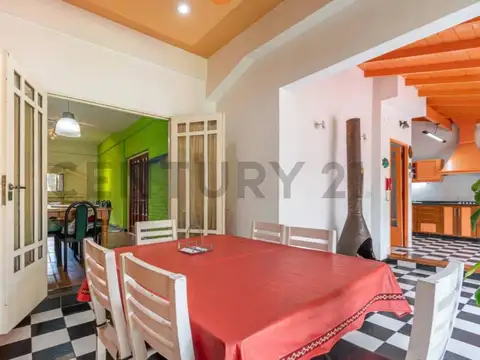 Venta Casa 4 ambientes, APTA CRÉDITO.  Castelar Norte
