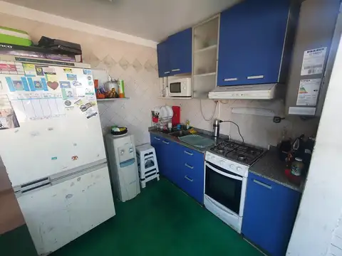 VALLEJOS al 2200