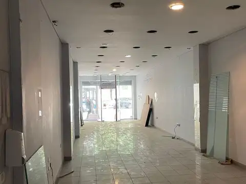 LOCAL EN ALQUILER  CALLE URUGUAY TRIBUNALES