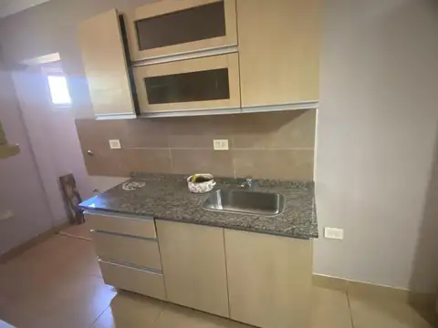 ALQUILO DTO 1 DORM SIN EXP, FLORENCIO SANCHES, POS, MNES.