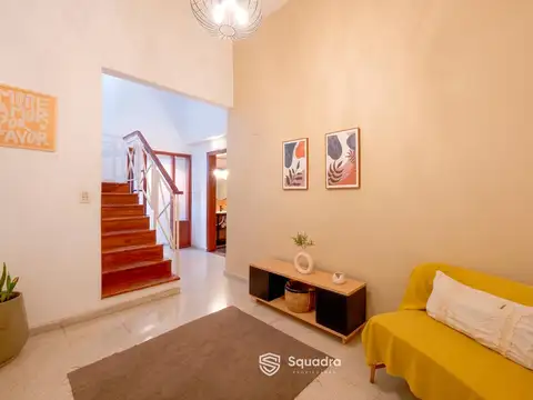 Casa 7 ambientes con 4 baños