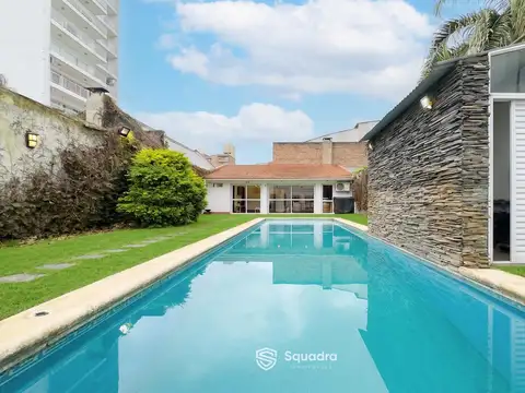 VENTA | PERMUTA - Casa 3 Dormitorios, cochera doble, y piscina - Echesortu, Rosario - APTO CRÉDITO.