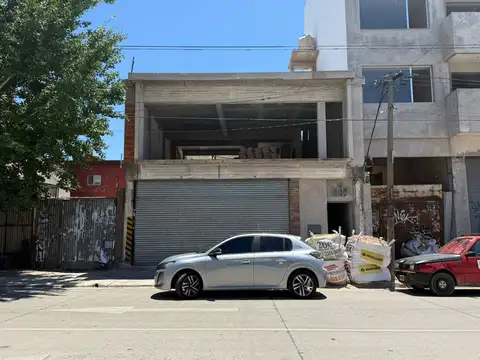 local totalmente reciclado a nuevo